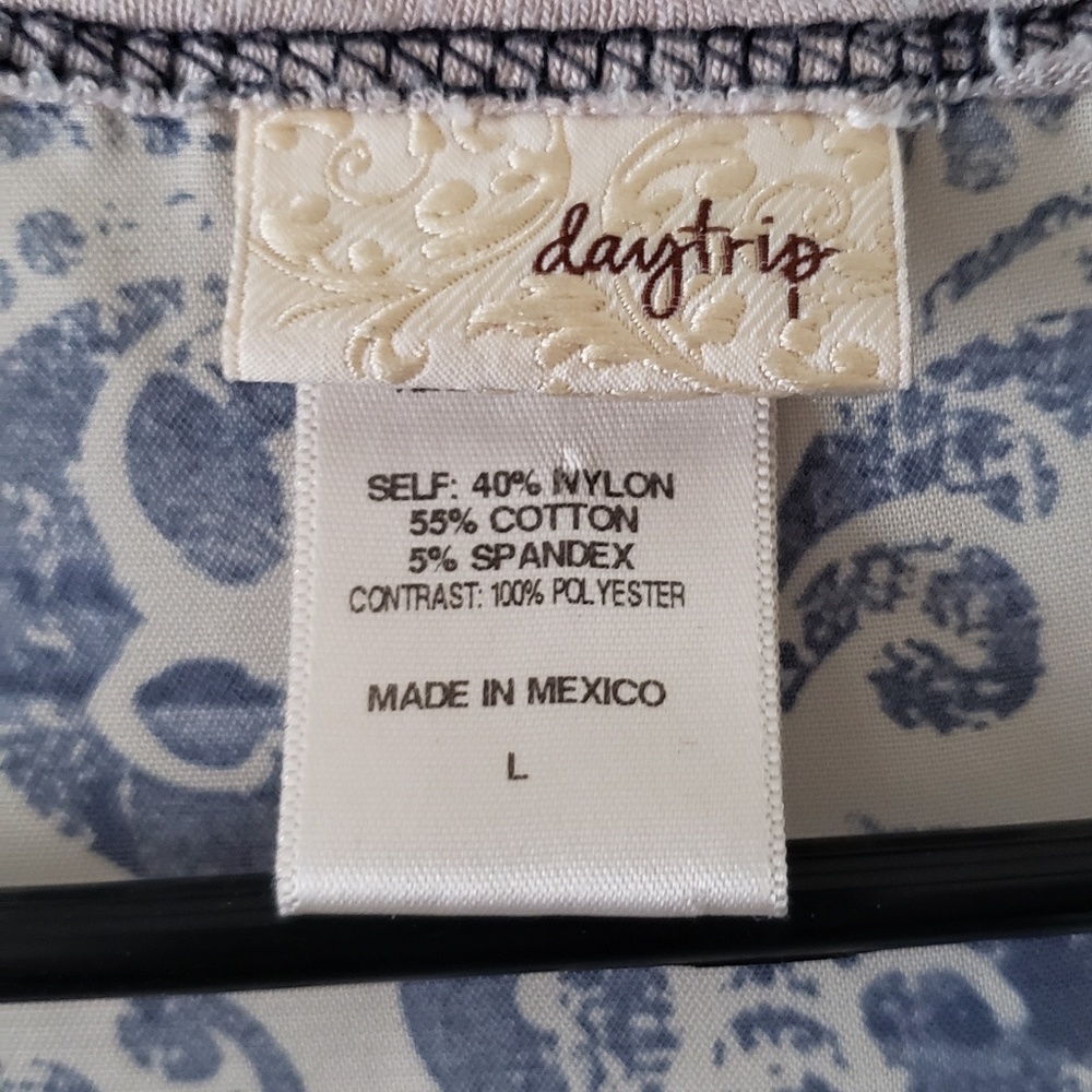 Lace Top - Picture 2 of 7
